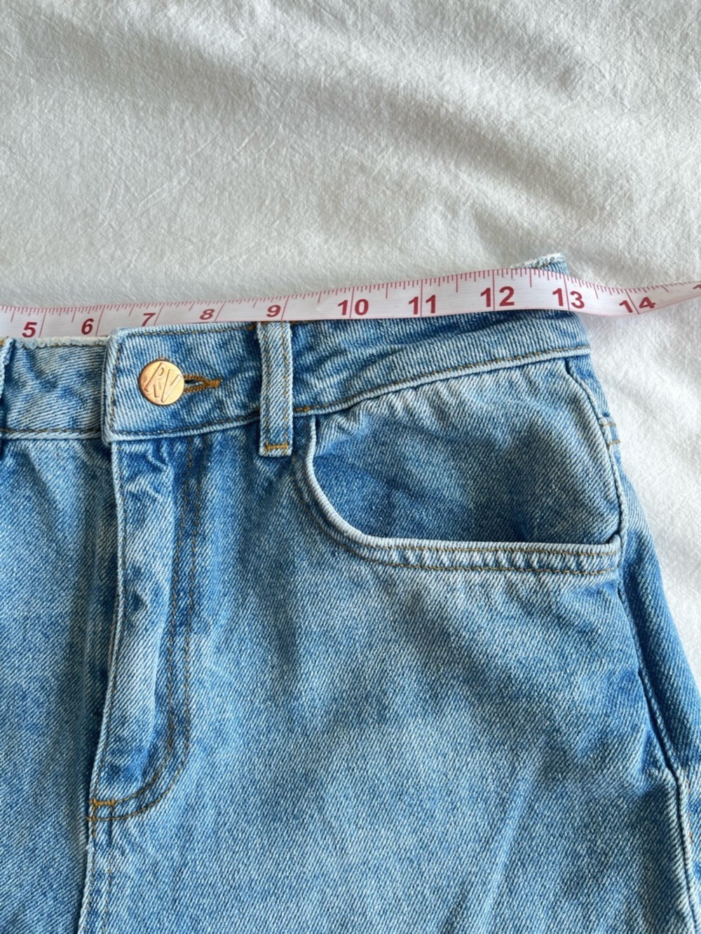 Reclaimed Vintage ASOS Light Wash Mom Jeans Sz 24 Straight Leg 90s Style Y2K - Picture 10 of 15